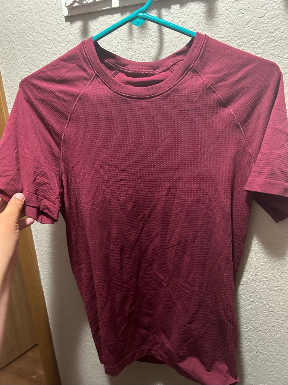 lululemon athletica Men's Short-Sleeve Crew in Wine